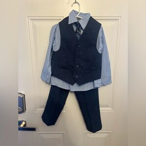 Little Boys Izod 4pc Suit Size 5